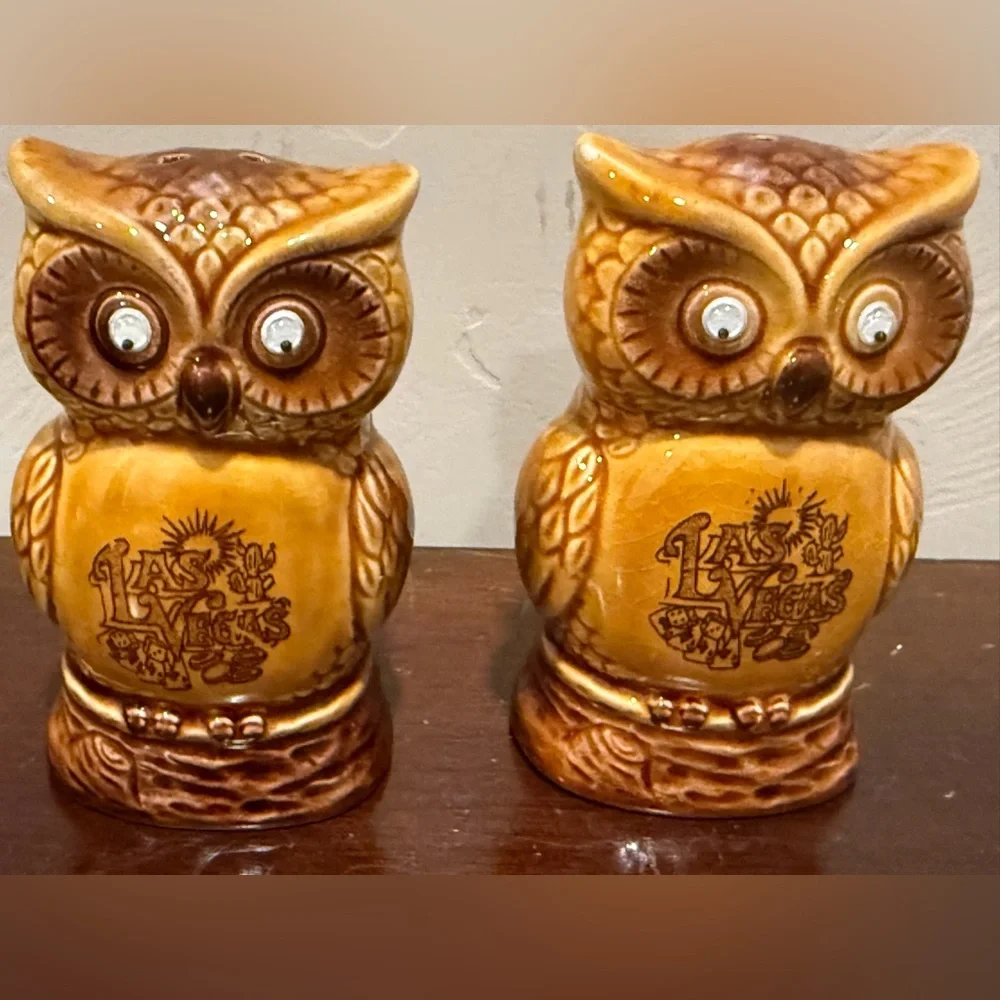 Vintage Owl Salt and Pepper Shakers Brown Ceramic‎ moving eyes made in Japan